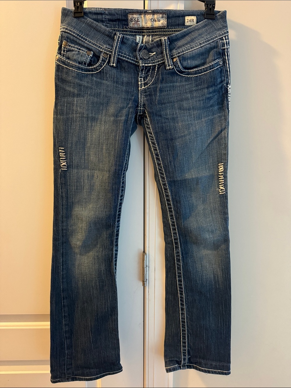 BKE Bootcut Jeans in Dark Blue Wash